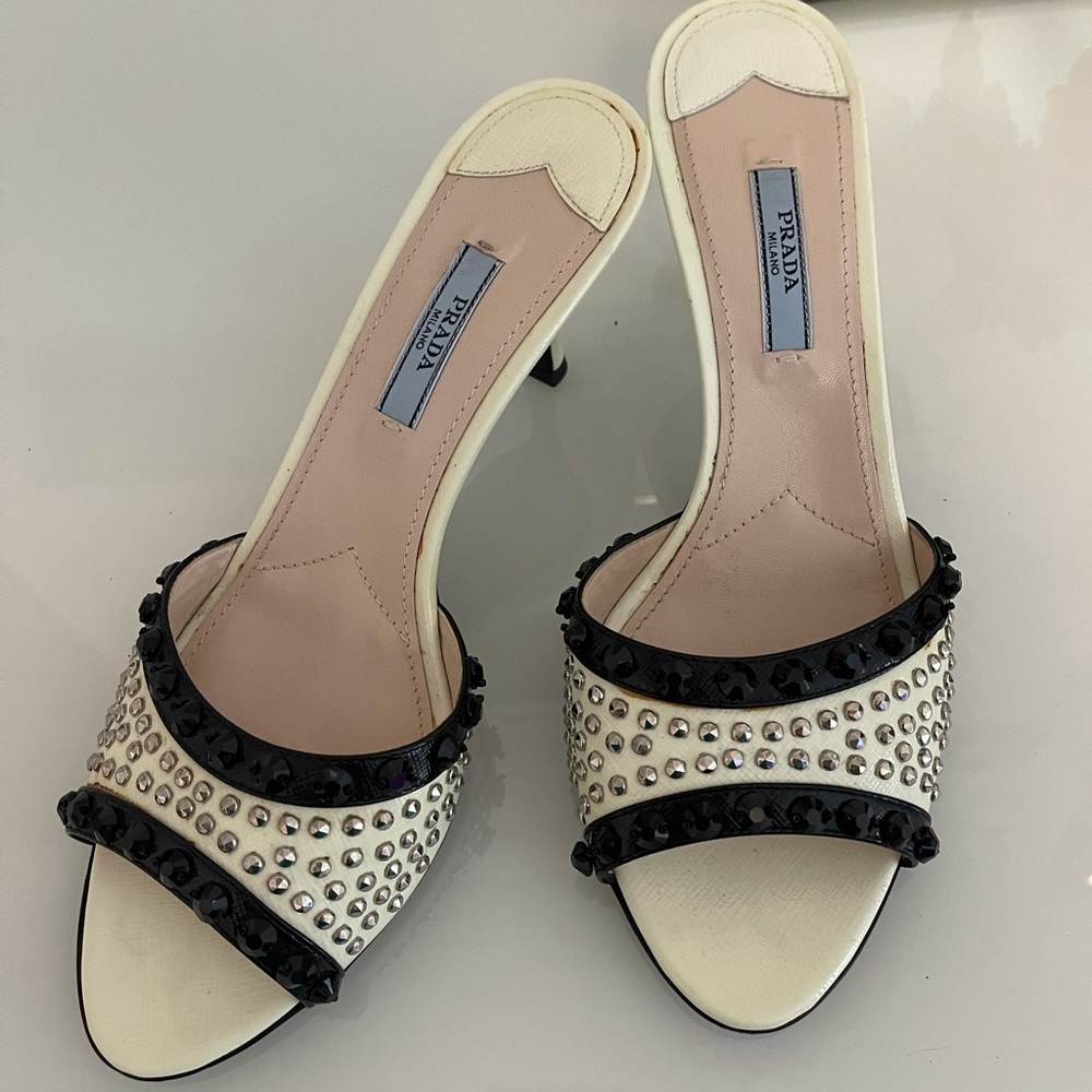 Women Prada heels 9